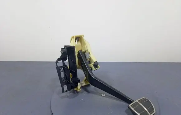 BMW X6 E71 Accelerator throttle pedal 6794925