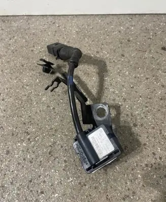 Audi A8 S8 D3 4E Air suspension front height level sensor 4E0616576K