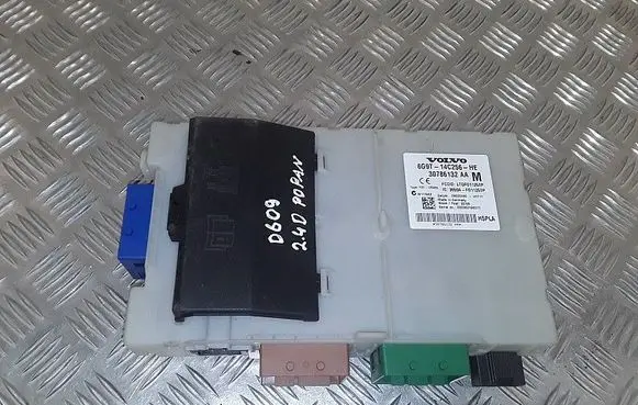 Volvo S80 Fuse module 6g9t14c256he