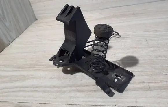 Renault Master III Engine bonnet/hood lock/latch loop/hook 