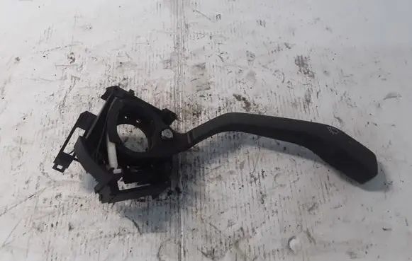 Volkswagen PASSAT B3 Wiper control stalk 333953503