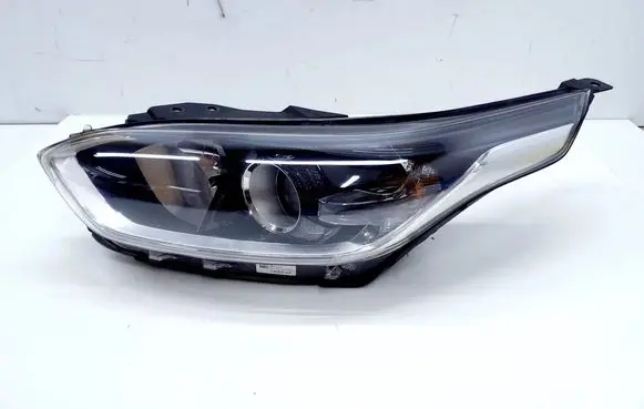 KIA Ceed Headlight/headlamp 92101J7060