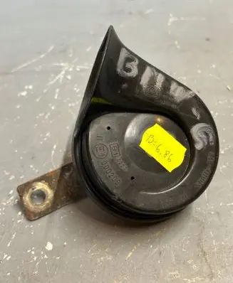 BMW 3 E36 Horn signal E1000209