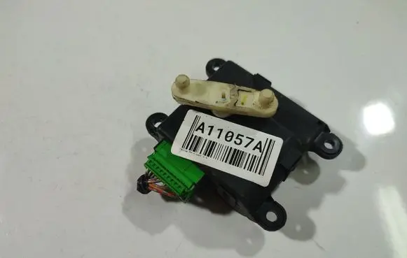 Honda FR-V Air flap motor/actuator A24840A5701001