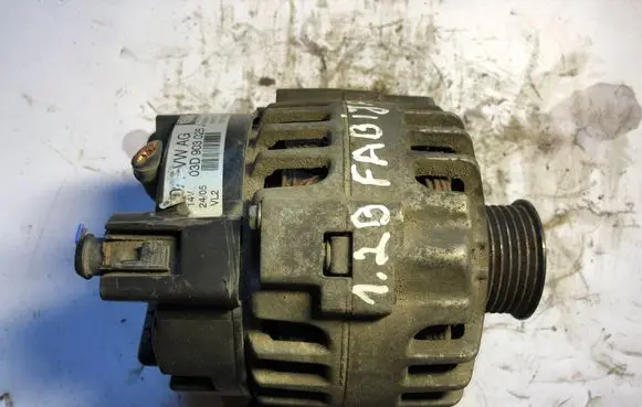 Skoda Fabia Mk1 (6Y) Generator/alternator 03D903025J