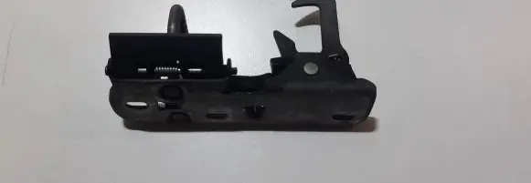 Volkswagen Golf VI Engine bonnet/hood lock/latch loop/hook 1q0823480