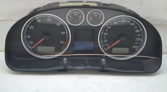 Volkswagen PASSAT B5 Speedometer (instrument cluster) 3B0920825 17010121164