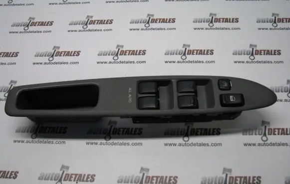 Toyota Avensis Verso Electric window control switch 8404044020