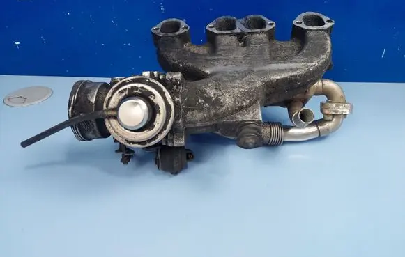 Ford Galaxy EGR valve cooler 038131513L 038131501AA