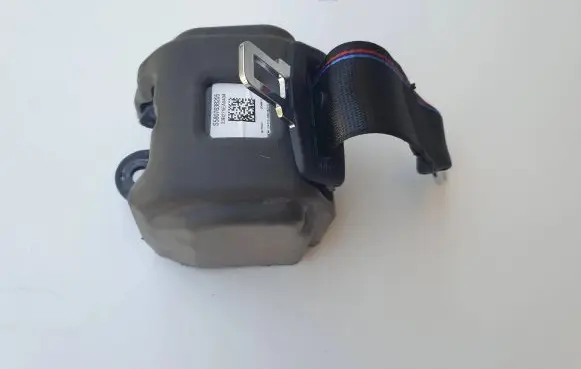 BMW M3 G80 Middle seatbelt (rear) S5807638205 23B275EA0434