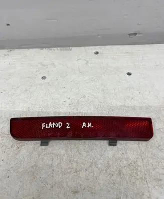 Land Rover Freelander 2 - LR2 Rear tail light reflector 8385241