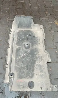 Front underbody cover/under tray
