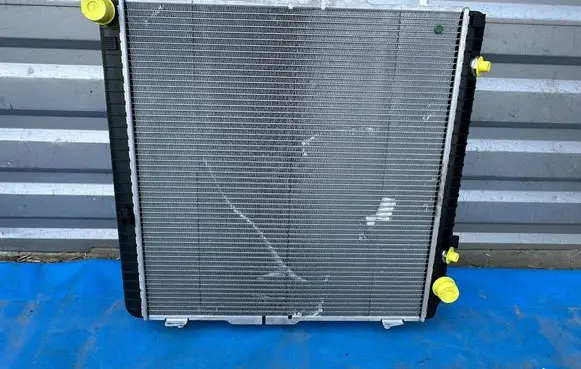 Mercedes-Benz G W461 W463 1st Gen Coolant radiator A4615000102