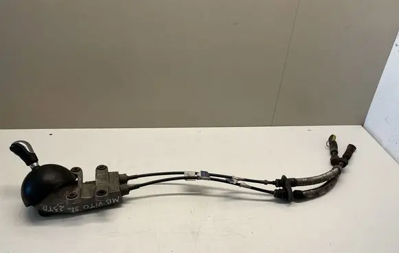 Mercedes-Benz Vito Viano W638 Gear shifter/selector A63826009