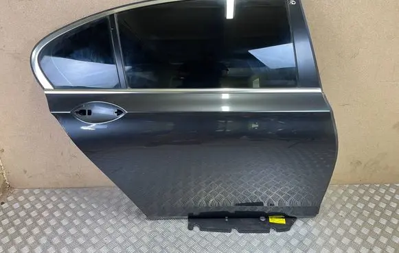 Rear door