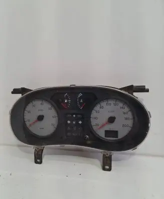 Renault Laguna II Speedometer (instrument cluster) P8200176652 281140794 S8159194S
