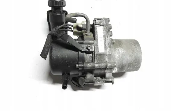 Citroen C5 Power steering pump 20DM65