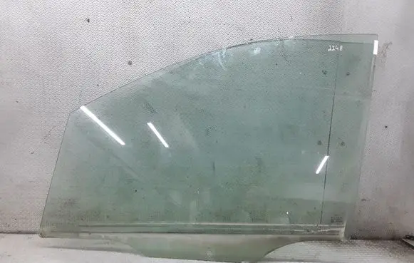 Fiat Multipla Front door window glass four-door