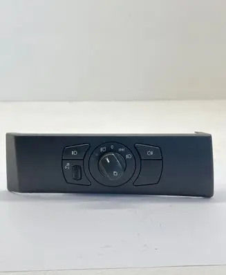 BMW 5 E60 E61 Light switch 6925287 33290401 00040385677001