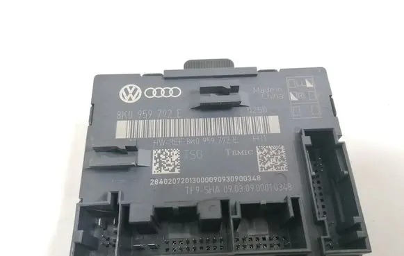 Audi A5 8T 8F Door control unit/module 8K0959792E