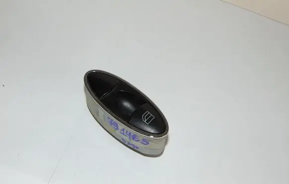 Mercedes-Benz E W211 Electric window control switch A2118211351