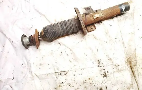 Skoda Fabia Mk2 (5J) Front shock absorber/damper