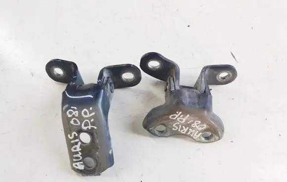 Toyota Auris 150 Front door hinge set 