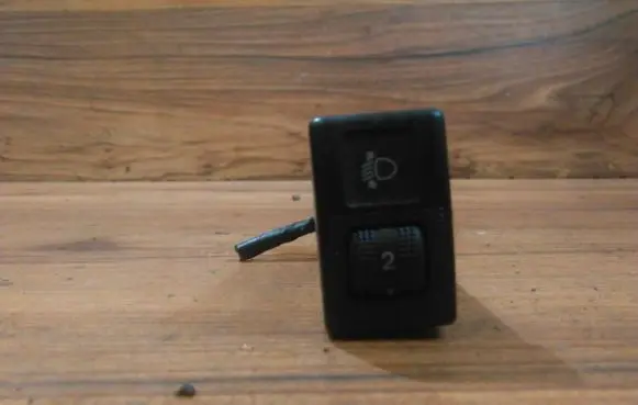 Mazda 2 Headlight level height control switch d397666f0 04056510
