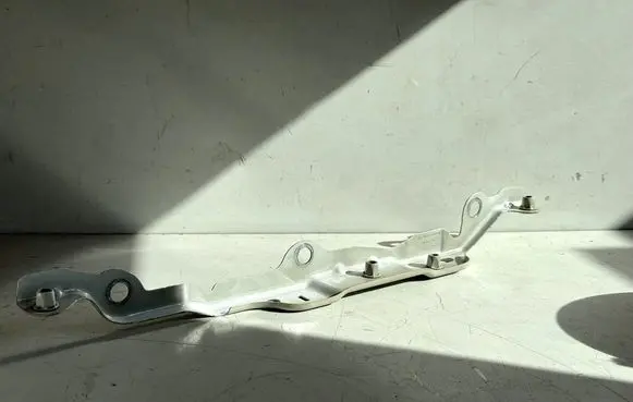 Porsche 911 991 Fender mounting bracket 99150234800