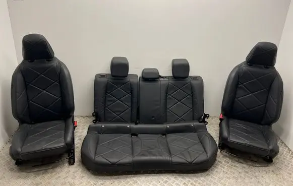 DS Automobiles 3 Crossback Interior set 