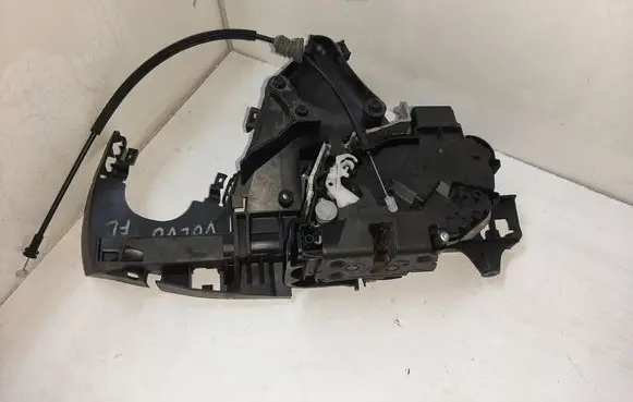 Volvo S40 Front door lock 985914 30784046