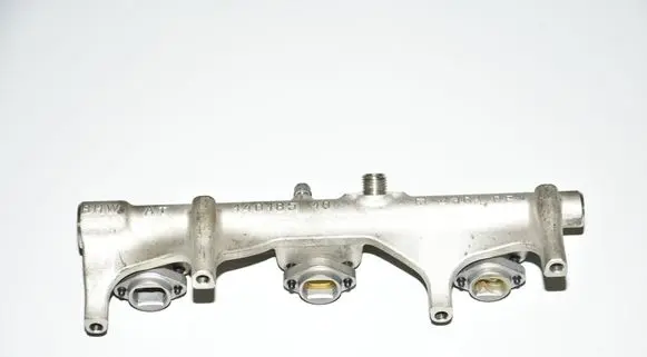 BMW 3 F30 F35 F31 Fuel main line pipe 7639975