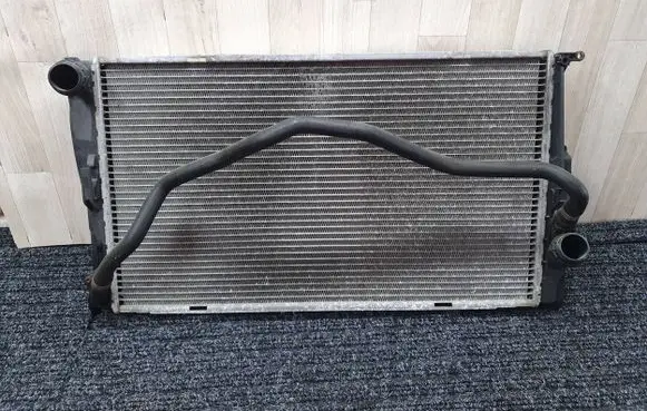 Coolant radiator