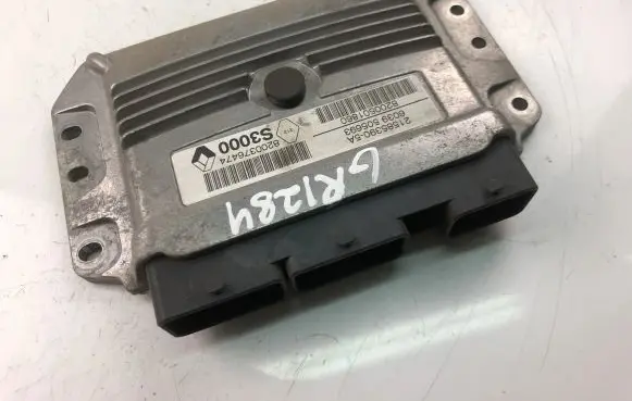 Renault Modus Engine control unit/module ECU 8200501860 8200376474