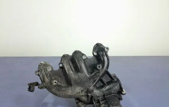 Audi A4 S4 B7 8E 8H Intake manifold 038129713BM