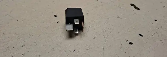 Volkswagen Golf IV Other relay 4RA00779308
