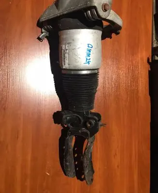 Porsche Cayenne (9PA) Air suspension front shock absorber 7l5616039e