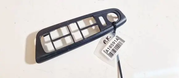 Fiat Stilo Front door window switch trim 