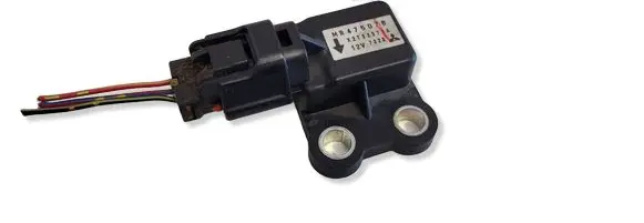 Mitsubishi Outlander Airbag deployment crash/impact sensor MR475078 X2T22371A 12V7228