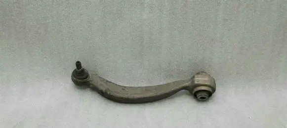 Mercedes-Benz SLK R171 Front lower control arm/wishbone A2043306811