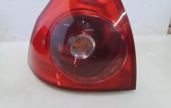 Volkswagen Golf V Rear/tail lights 1K6945095N