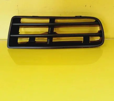 Seat Ibiza III (6L) Front bumper lower grill 1J0853666E
