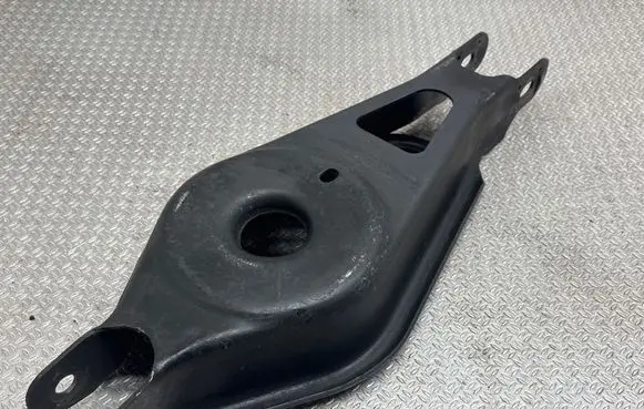 Chrysler Pacifica Rear upper control arm/wishbone 3308 6821821AA