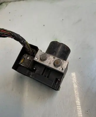 Peugeot 207 ABS Pump 9663945580 10020701054