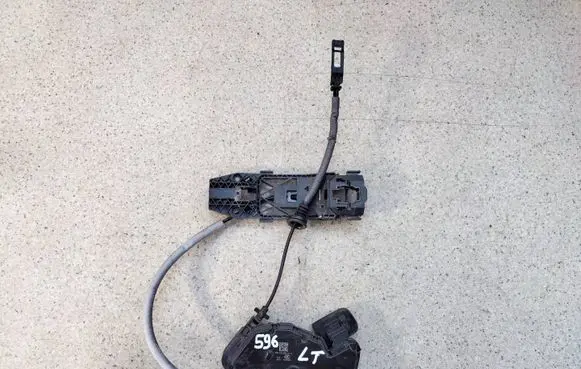 Volkswagen Golf VII Rear door lock 5TA839015D58 5TA839015D