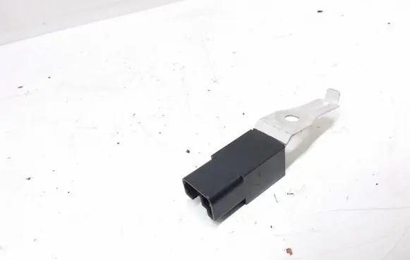 Toyota RAV 4 (XA30) Aerial antenna filter 9098004197