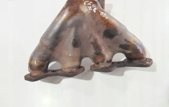 Mercedes-Benz CLC CL203 Exhaust manifold