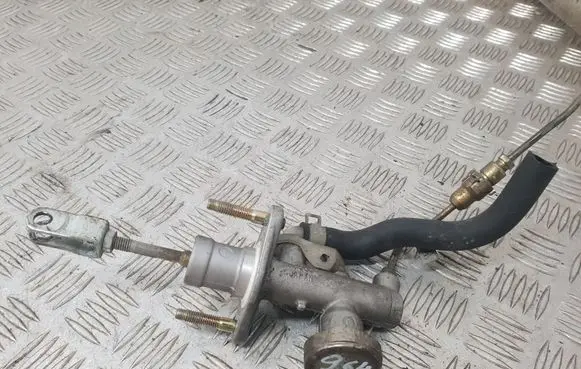 Nissan Primera Clutch master cylinder