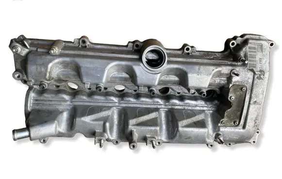 Toyota Verso Rocker cam cover 
