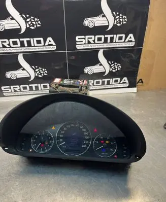 Mercedes-Benz CLK A209 C209 Speedometer (instrument cluster) A2095403511